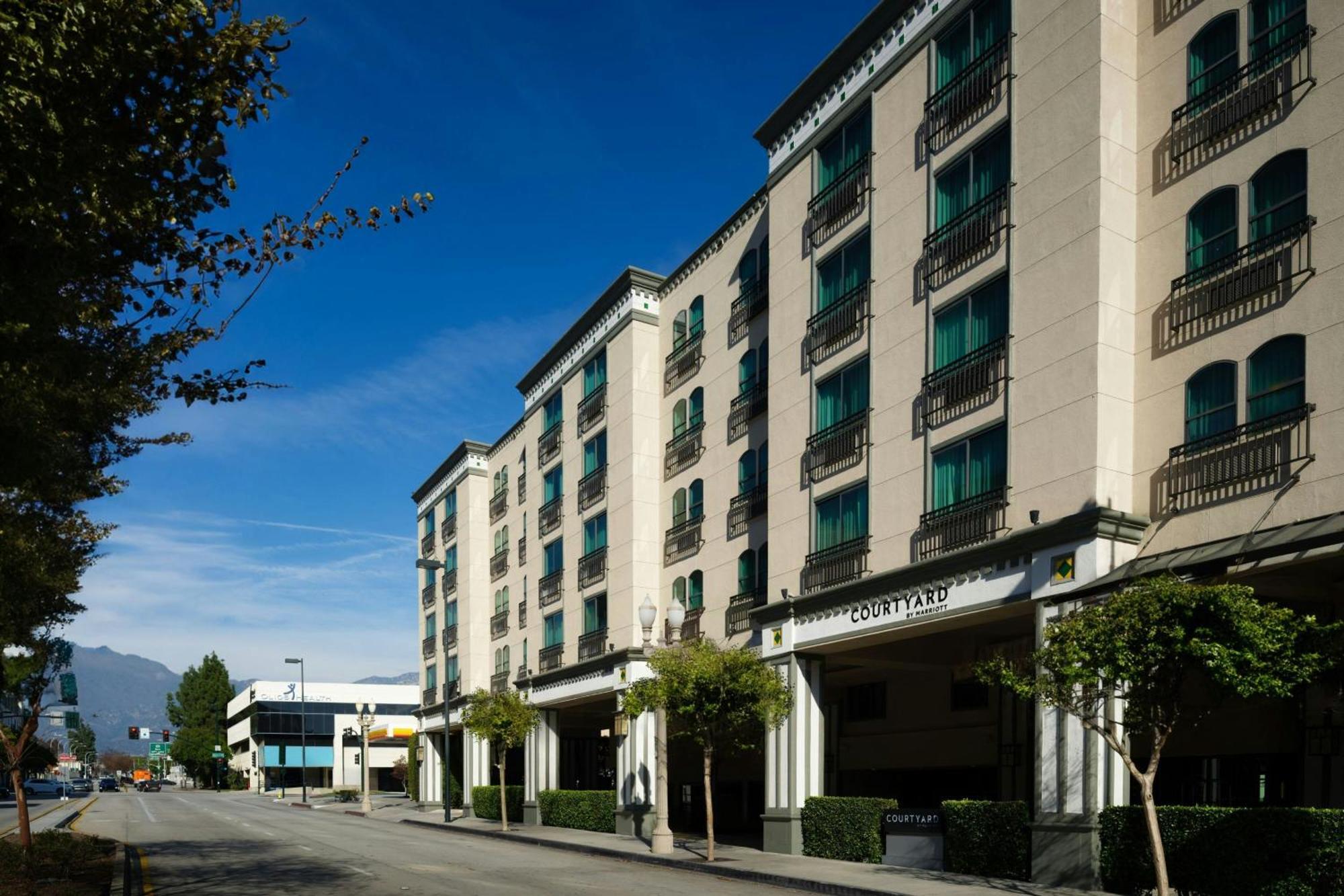 Courtyard By Marriott Los Angeles Pasadena Old Town Exteriér fotografie
